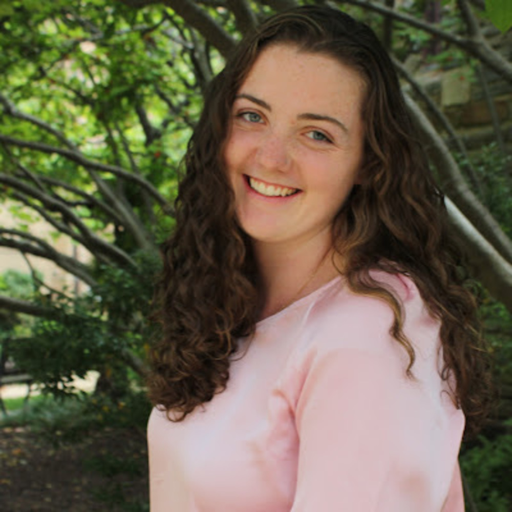 Meet your Posher, Abigail